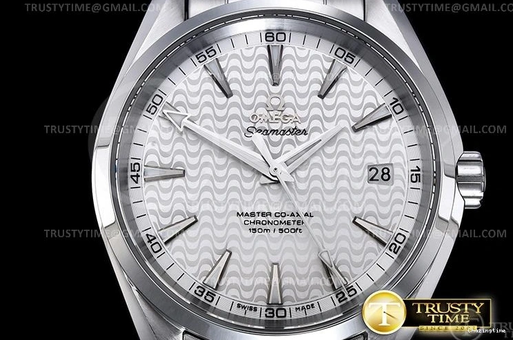 1031 OMG0659 – Aqua Terra 150m